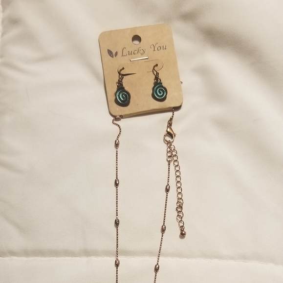 Necklace and earring set - Picture 3 of 3